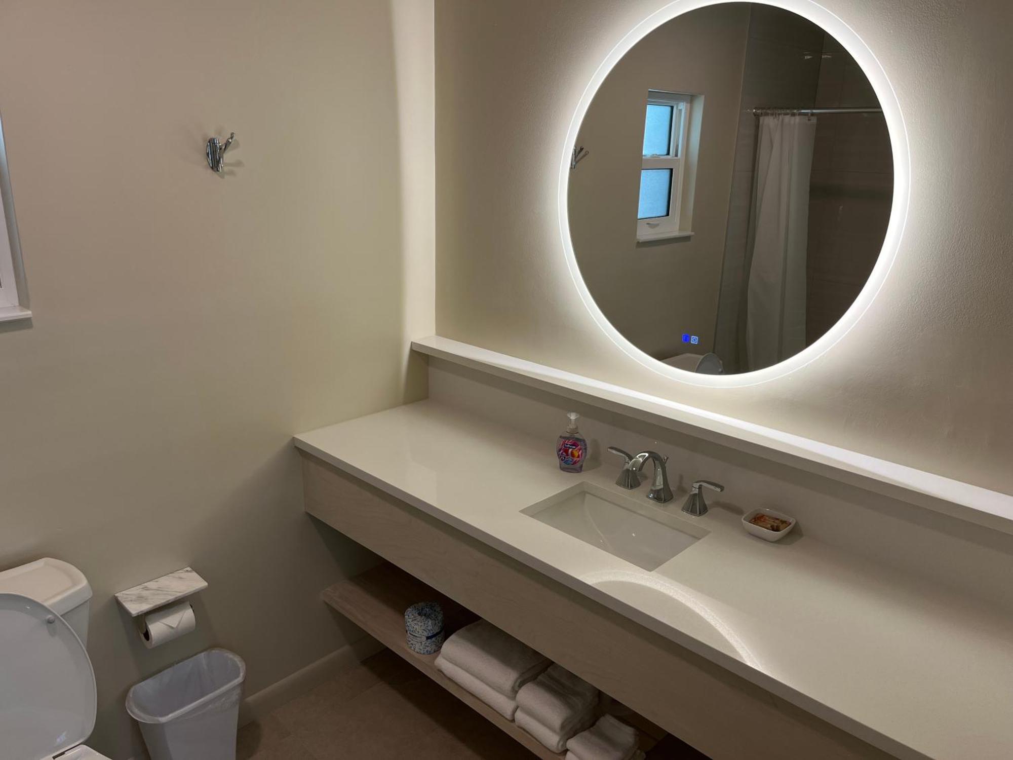 Sunshine Island Inn - Adults Only 새니벨 외부 사진