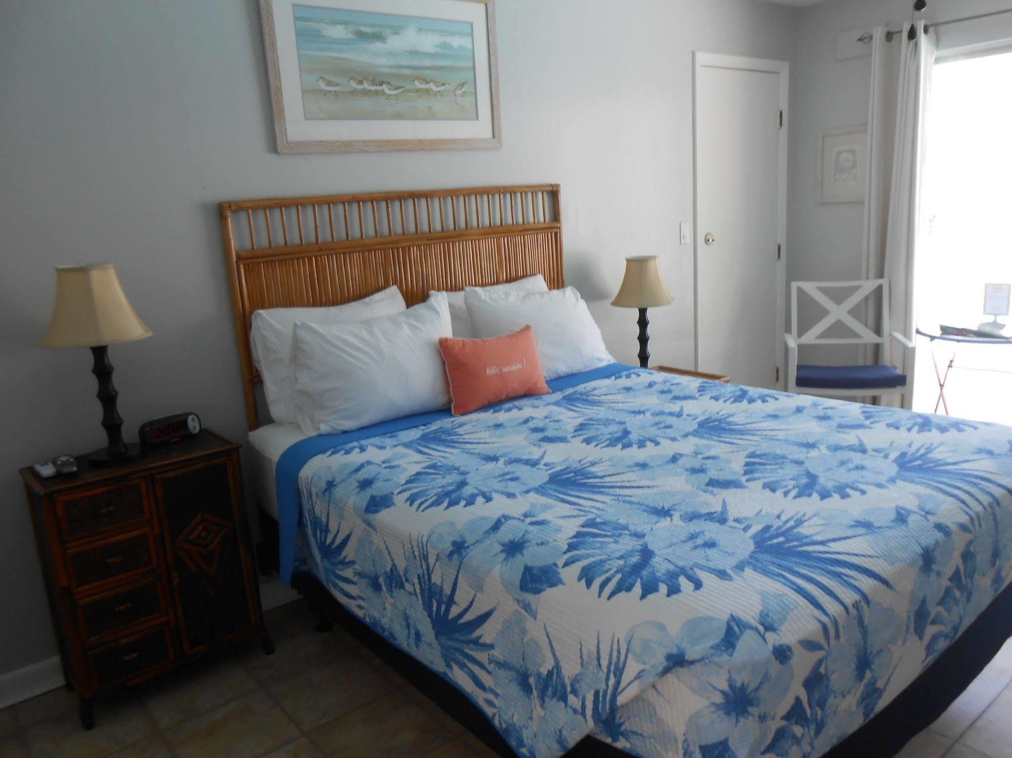 Sunshine Island Inn - Adults Only 새니벨 외부 사진